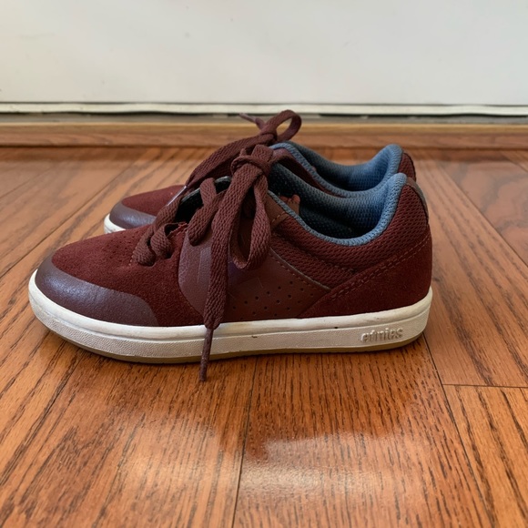 Like New Etnies Marana Skate Shoes Toddler - Picture 4 of 7